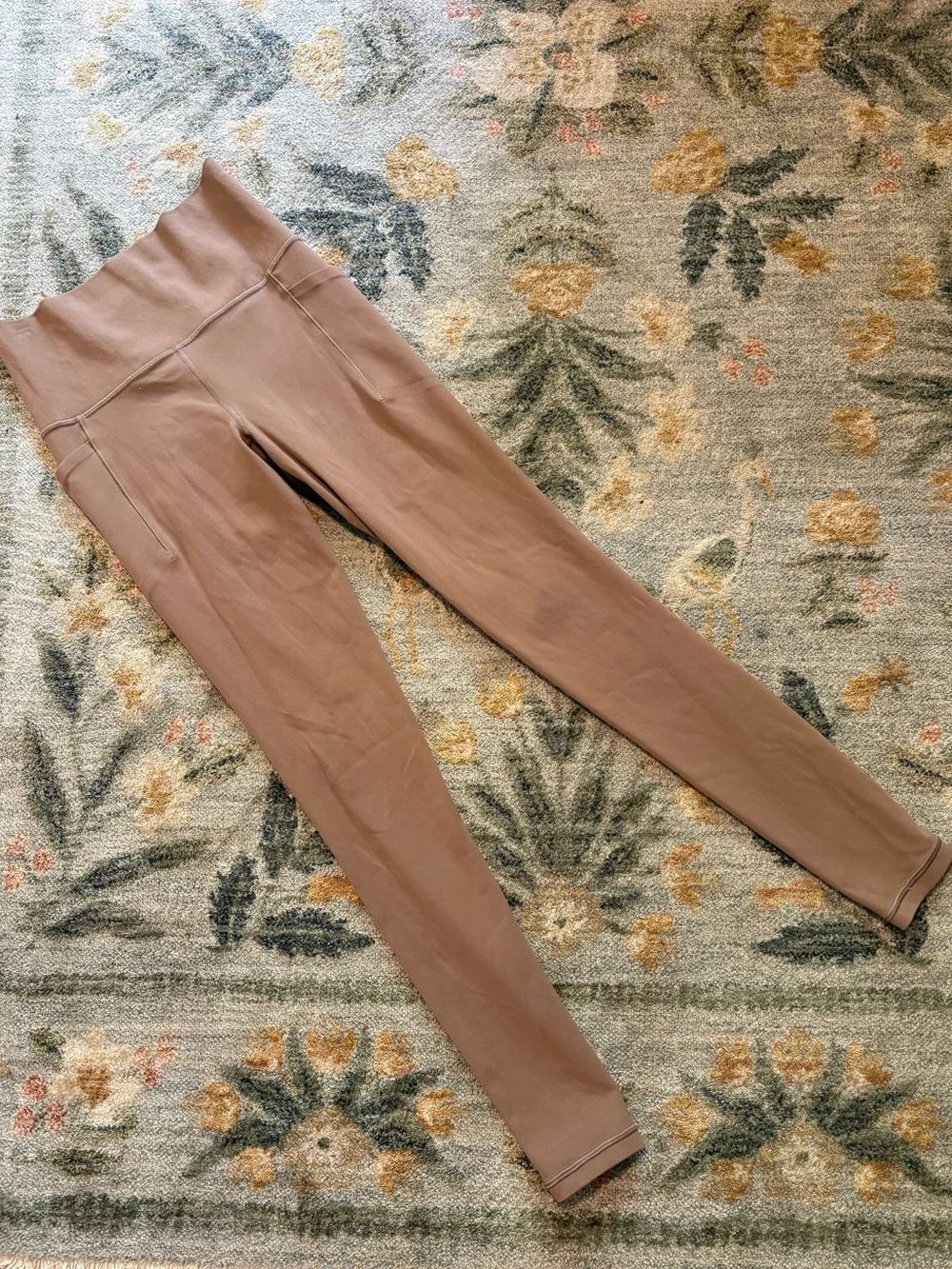 Athleta Salutation Stash Leggings Brown Taupe High Rise Yoga Pants Size XS